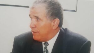 العم أحمد حبو 80 عام