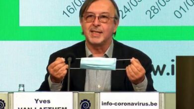 عالم الفيروسات البلجيكي في الحجر الصحي