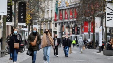 عالم الفيروسات يدعو الى عدم التسوق في بلجيكا