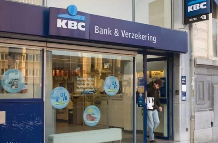 اختيار تطبيق بنك KBC في بلجيكا كأفضل تطبيق بنك في العالم