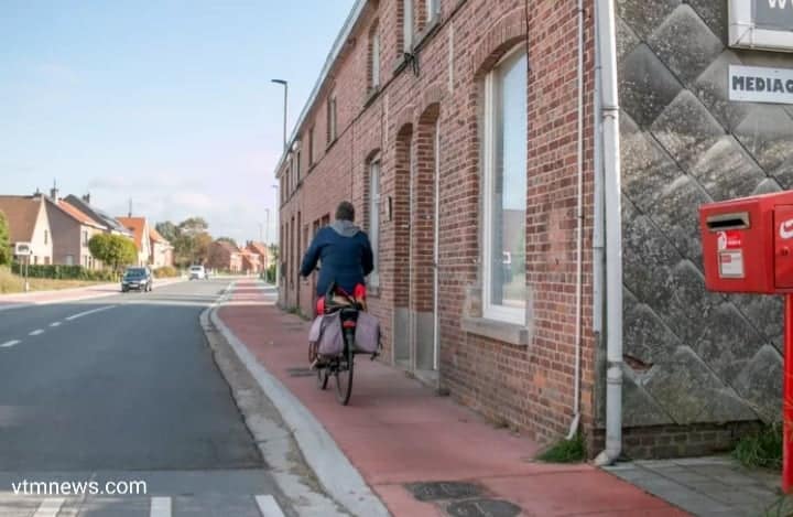 مسار جديد للدراجات بجانب أبواب المنازل في بلجيكا