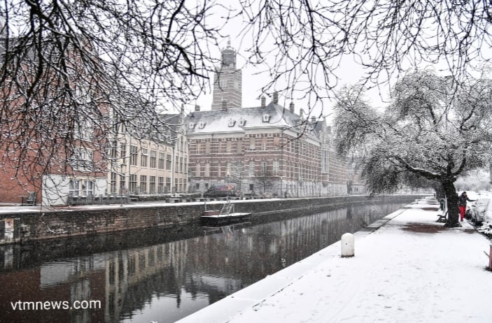 سقوط الثلوج في بلجيكا بعد عطلة نهاية الأسبوع
