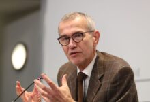 وزير الصحة البلجيكي فرانك فاندينبروك:"فوضى في المدارس البلجيكية الفلمنكية"