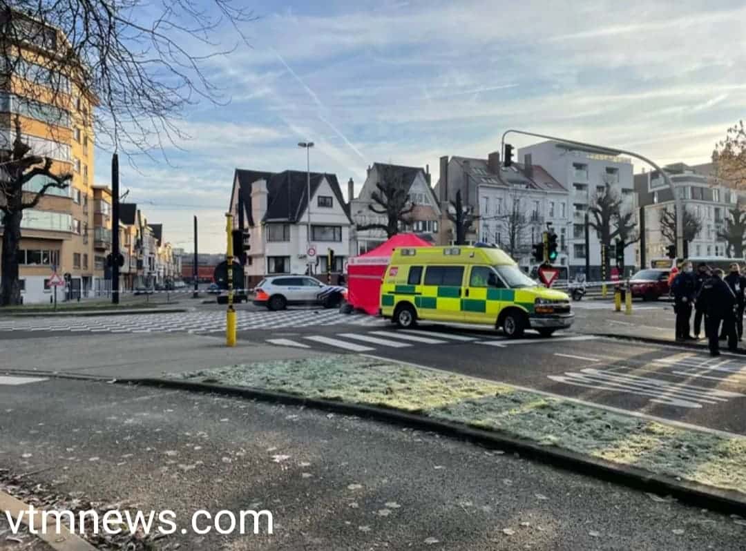 حادث في أول يوم عمل لسائق الشاحنة في مدينة خنت