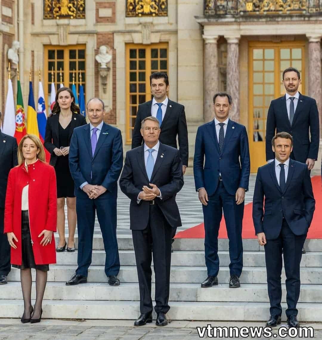 أعضاء قمة فرساي في فرنسا الآن