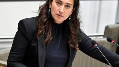 وزيرة