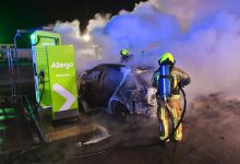 حريق سيارة كهربائية